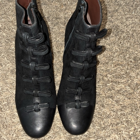 See by Chloe black suede zip up booties with bow detail size 39 (9) - Picture 6 of 7